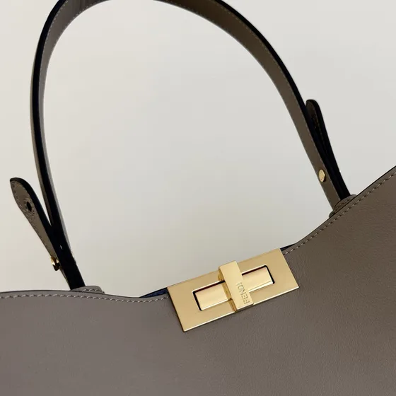 Fendi Peekaboo Gris Anse supérieure