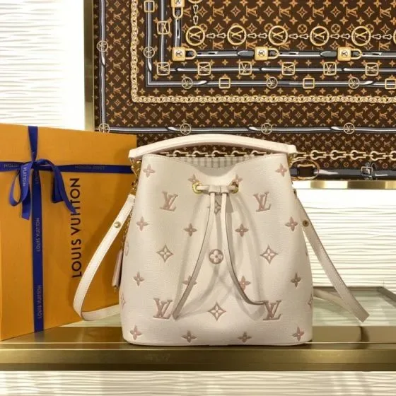 Louis Vuitton N ono Cream Beige Shoulder Bag