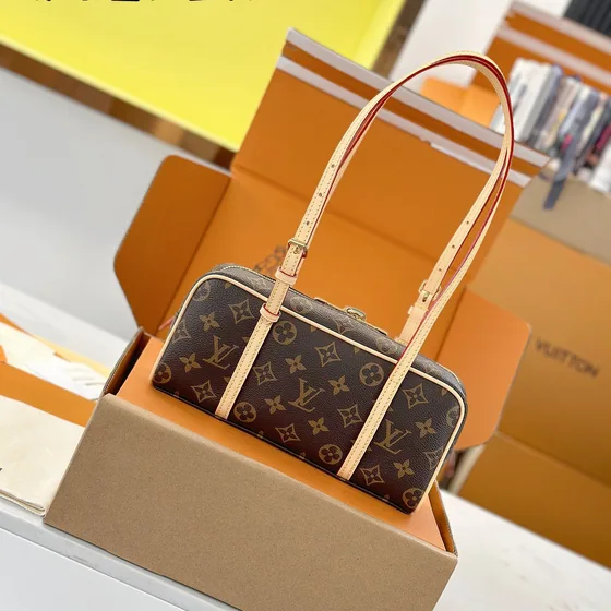 Louis Vuitton Cité Nâu Shoulder Bag
