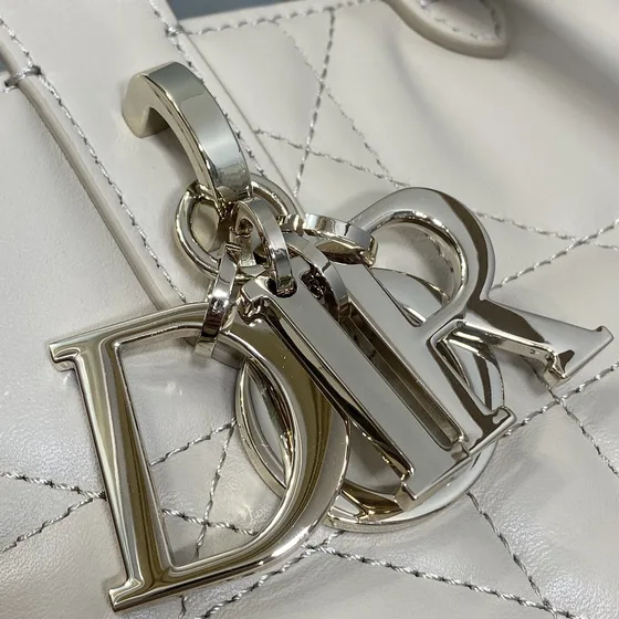 Dior Dior Toujours Vertical Tote Light Beige Top Handle