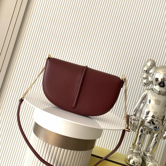 Fendi Fendigraphy Mini Chain Bag Burgundy Crossbody