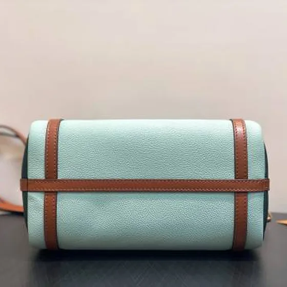 Louis Vuitton Express Monogram Bleu and Marron 17 x 13 5 x 26 cm travel