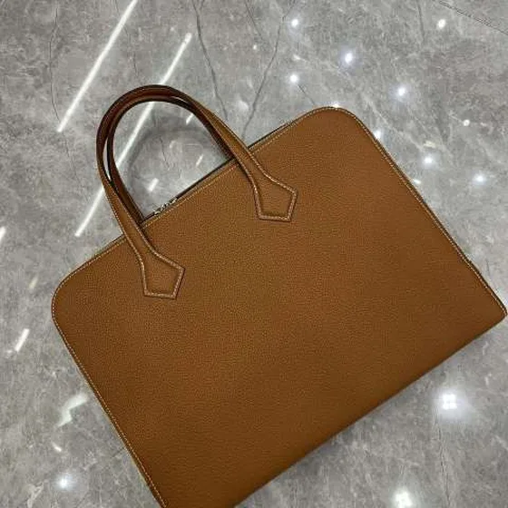Hermes Mallette Marron Togo cuir 38cm business