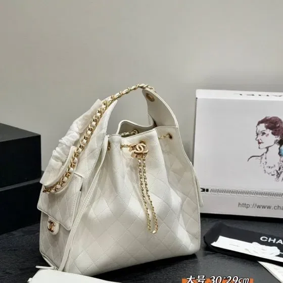 Chanel 25 Bag White 30 29cm Hobo