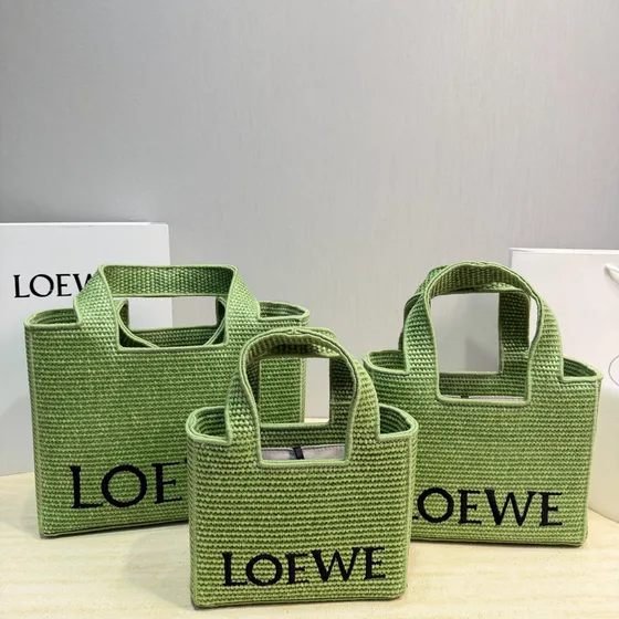 Loewe Logo Raffia Tote Bag Natural/สีครีม Tote Bag
