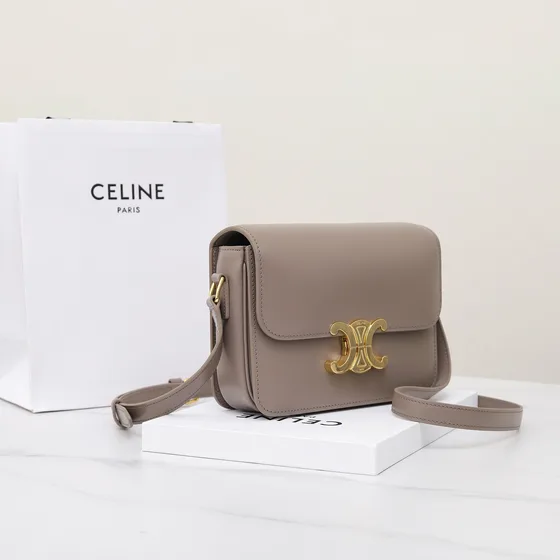 Celine Triomphe Pebble Grå Skuldertaske
