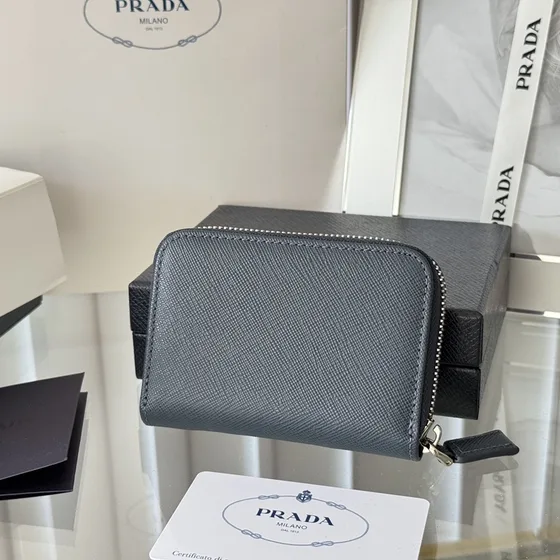 Prada Saffiano Leder Zip Card Holder Dark Gray Card Holder