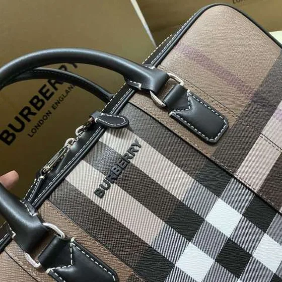 Burberry Aktväska Plaid Brun business
