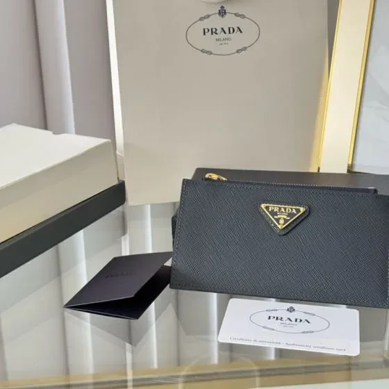 Prada Saffiano Leather Card Holder With Zipper Black Card Holder