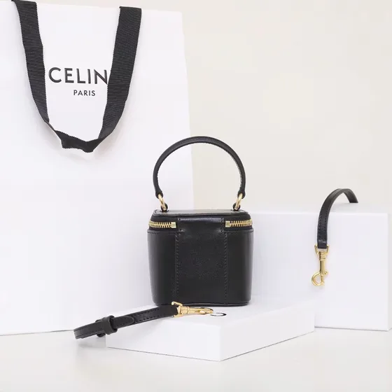 Celine Triomphe Mini Vanity Case Hitam Vanity