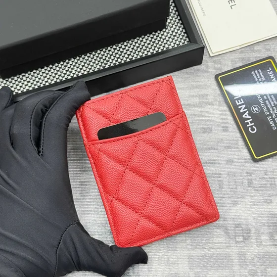 Chanel Quilted Caviar Card Holder أحمر Card Holder