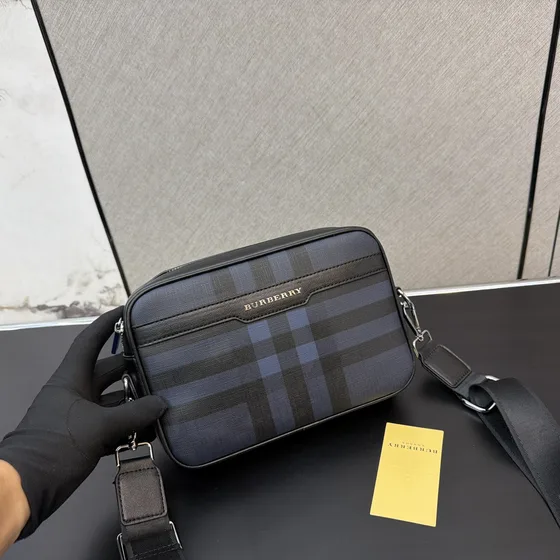 Burberry Vintage Check Crossbody-Tasche Charcoal/Schwarz Crossbody